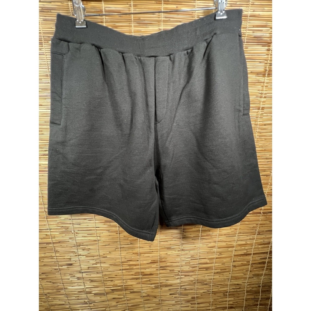 Market MENS ARC FLEECE SHORTS IN BLACK Size XXL
